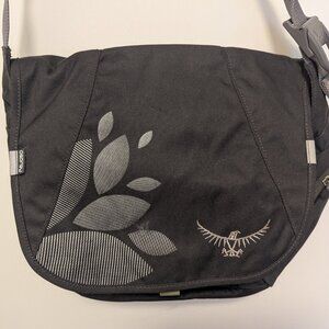 Osprey small messenger bag